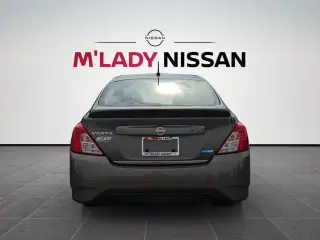 Nissan Versa 2015 1.6 S Plus 4dr Sedán