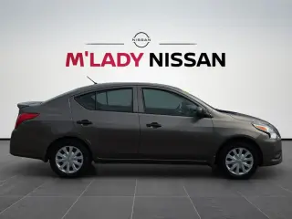 Nissan Versa 2015 1.6 S Plus 4dr Sedán