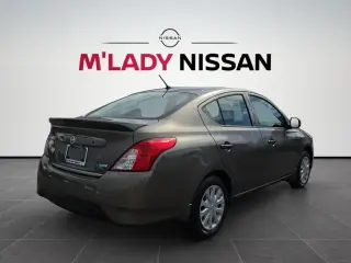 Nissan Versa 2015 1.6 S Plus 4dr Sedán
