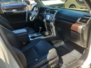 Toyota 4Runner 2015 AWD Limited 4dr SUV