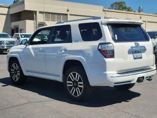 Toyota 4Runner 2015 AWD Limited 4dr SUV