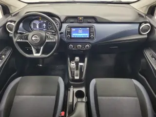 Nissan Versa 2025 SV 4dr Sedán