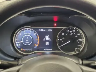 Nissan Versa 2025 SV 4dr Sedán