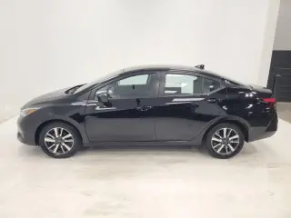 Nissan Versa 2025 SV 4dr Sedán