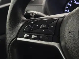 Nissan Sentra 2024 SV 4dr Sedán