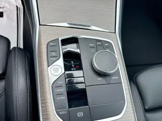 Serie 3 BMW 2025 330i 4dr Sedán