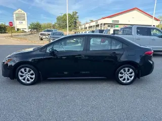 Toyota Corolla 2024 LE 4p Sedán