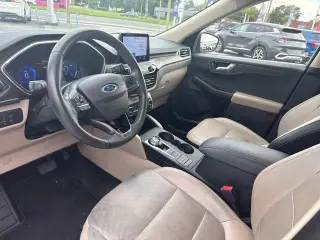 Ford Escape Hybrid 2020 Titanium 4dr SUV
