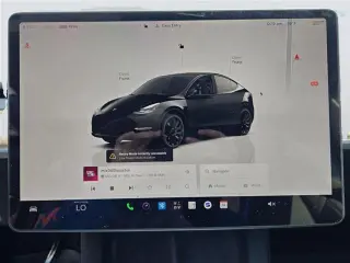 Tesla Model Y 2024 AWD Performance 4 puertas Crossover