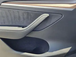 Tesla Model Y 2024 AWD Performance 4 puertas Crossover