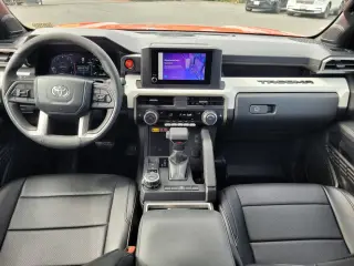 Toyota Tacoma 2024 4x4 SR5 4p Doble Cabina Cuadrada 5.0 ft CB