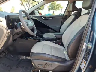 Kia Niro 2023 SX Touring 4dr Crossover