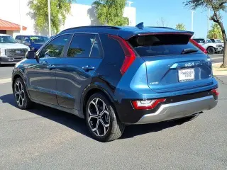 Kia Niro 2023 SX Touring 4dr Crossover