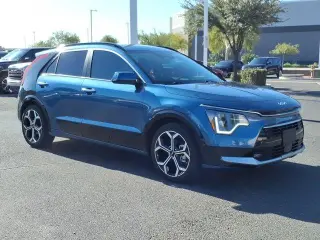 Kia Niro 2023 SX Touring 4dr Crossover