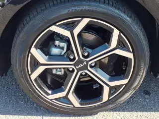 Kia Niro 2023 SX Touring 4dr Crossover