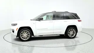 Jeep Grand Cherokee 2023 4x4 Summit 4xe 4dr SUV