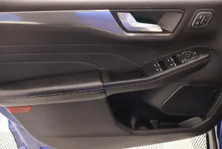 Ford Escape Hybrid 2022 AWD Titanium 4dr SUV