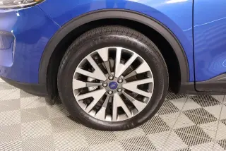Ford Escape Hybrid 2022 AWD Titanium 4dr SUV
