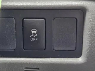 Toyota Tundra 2013 4x2 Nivel 4 Double Cab Camioneta SB (4.6L V8)