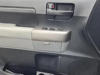 Toyota Tundra 2013 4x2 Nivel 4 Double Cab Camioneta SB (4.6L V8)