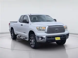 Toyota Tundra 2013 4x2 Nivel 4 Double Cab Camioneta SB (4.6L V8)