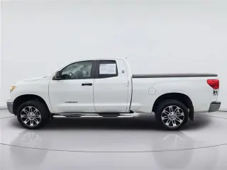 Toyota Tundra 2013 4x2 Nivel 4 Double Cab Camioneta SB (4.6L V8)