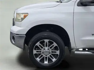 Toyota Tundra 2013 4x2 Nivel 4 Double Cab Camioneta SB (4.6L V8)