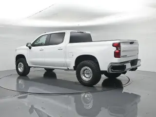 Chevrolet Silverado 1500 2023 4x2 LT 4dr Crew Cab 5.8 ft. SB