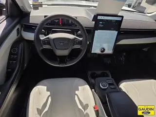 Ford Mustang Mach-E 2023 Premium 4dr SUV