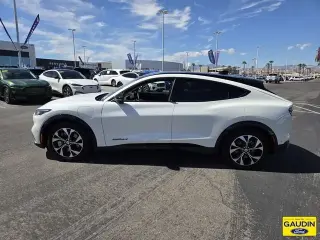 Ford Mustang Mach-E 2023 Premium 4dr SUV