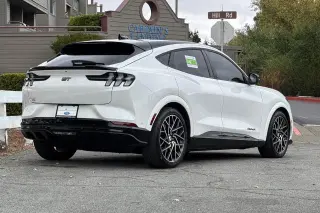 Ford Mustang Mach-E 2023 AWD GT 4dr SUV