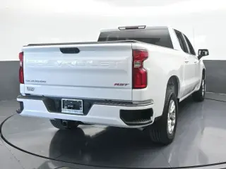 Chevrolet Silverado 1500 2023 4x2 RST 4dr Crew Cab 5.8 ft. SB