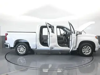 Chevrolet Silverado 1500 2023 4x2 RST 4dr Crew Cab 5.8 ft. SB