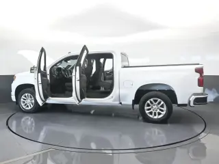 Chevrolet Silverado 1500 2023 4x2 RST 4dr Crew Cab 5.8 ft. SB