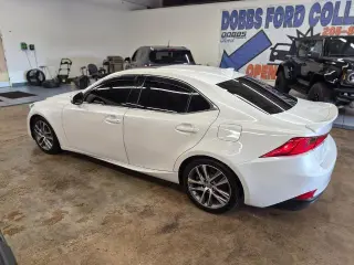 Lexus IS 300 2020 4p Sedan