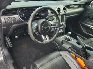 Ford Mustang 2019 GT Premium 2d Fastback