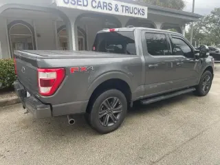 Ford F-150 2022 4x4 Lariat 4dr SuperCrew 5.5 ft. SB