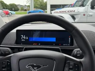 Ford Mustang Mach-E 2023 AWD Premium 4p SUV