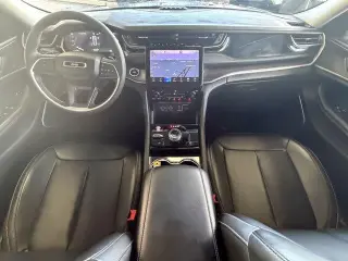 Jeep Grand Cherokee 2023 4x4 30th Anniversary 4xe 4p Puertas SUV