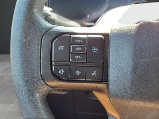 Ford F-150 2024 4x4 STX 4 puertas SuperCrew 5,5 pies de cajón