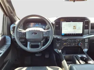 Ford F-150 2024 4x4 STX 4 puertas SuperCrew 5,5 pies de cajón