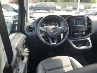 Mercedes-Benz Metris 2023 Passenger 4dr Mini-Van