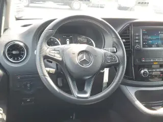 Mercedes-Benz Metris 2023 Passenger 4dr Mini-Van