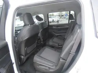 Jeep Grand Cherokee L 2023 4x2 Laredo 4dr SUV