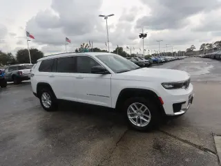 Jeep Grand Cherokee L 2023 4x2 Laredo 4dr SUV