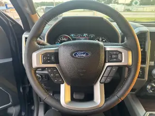 Ford F-150 2017 4x4 Lariat 4dr SuperCrew 5.5 ft. SB