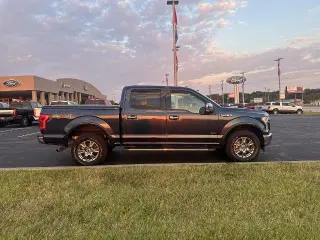 Ford F-150 2017 4x4 Lariat 4dr SuperCrew 5.5 ft. SB