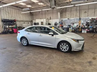 Toyota Corolla 2023 LE 4p Sedan