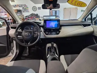 Toyota Corolla 2023 LE 4p Sedan
