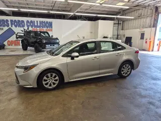 Toyota Corolla 2023 LE 4p Sedan